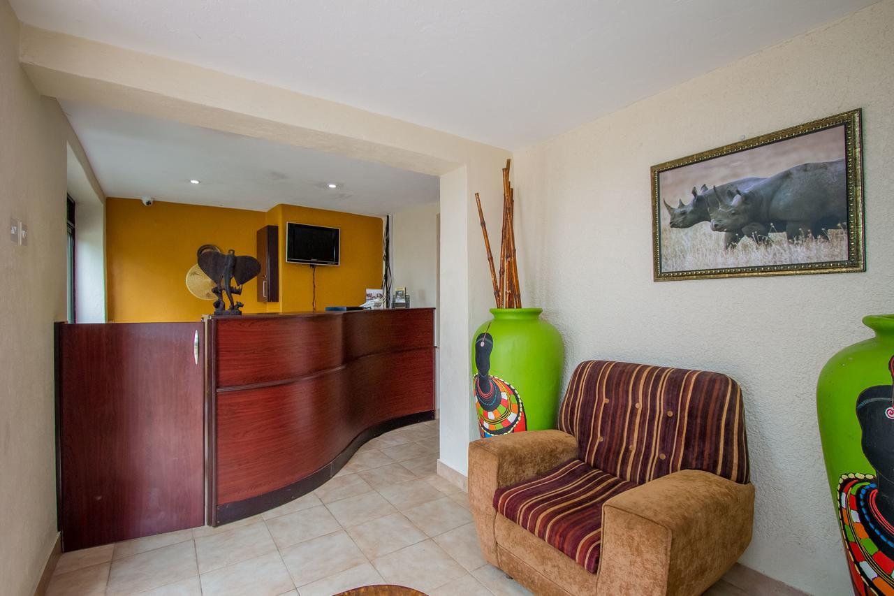 Tuzza Hotel Bushenyi ภายนอก รูปภาพ