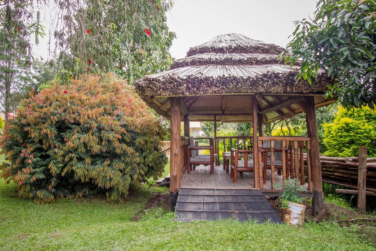 Tuzza Hotel Bushenyi ภายนอก รูปภาพ